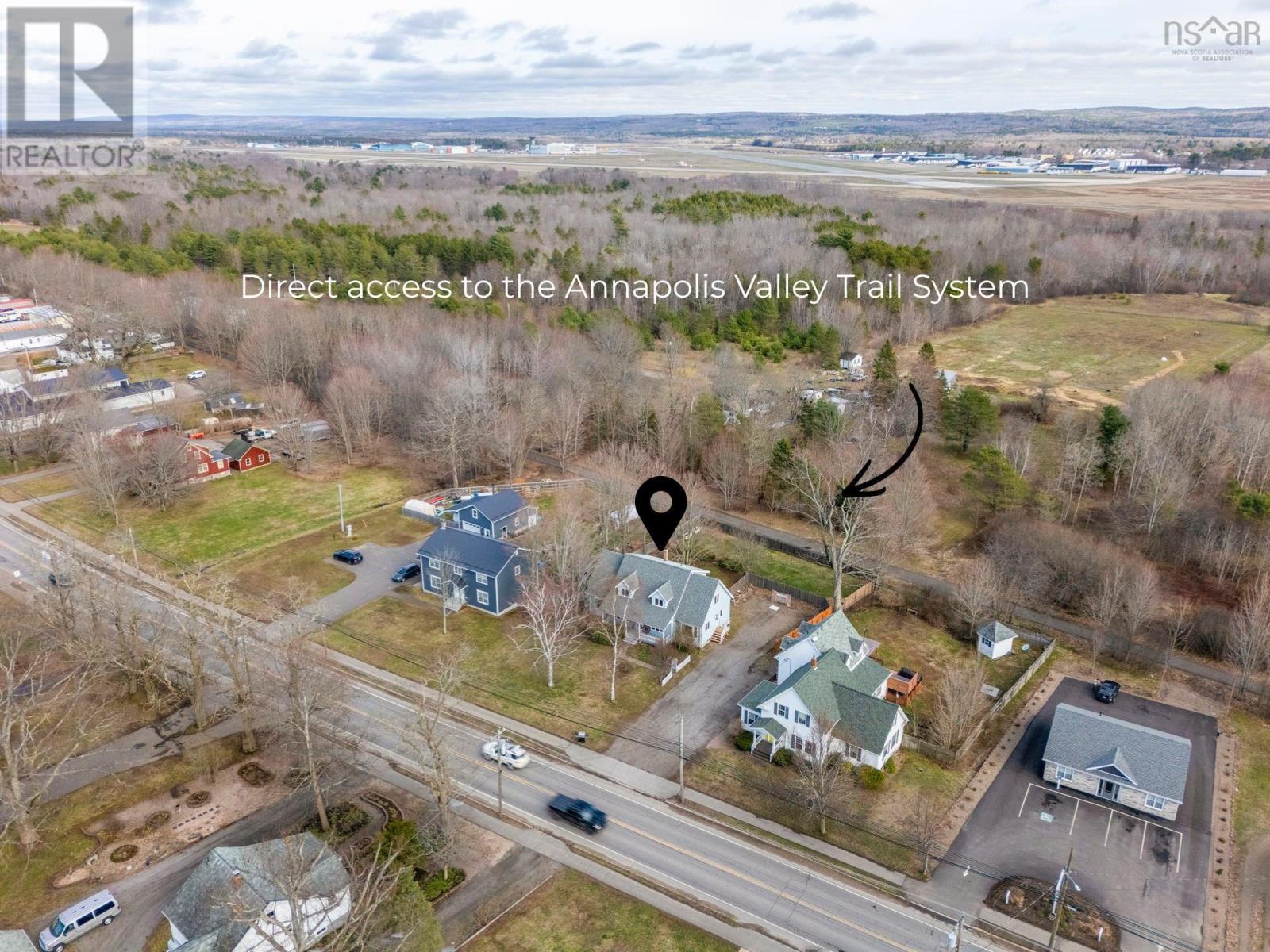 Property 49 of 50 of 752 Main Street