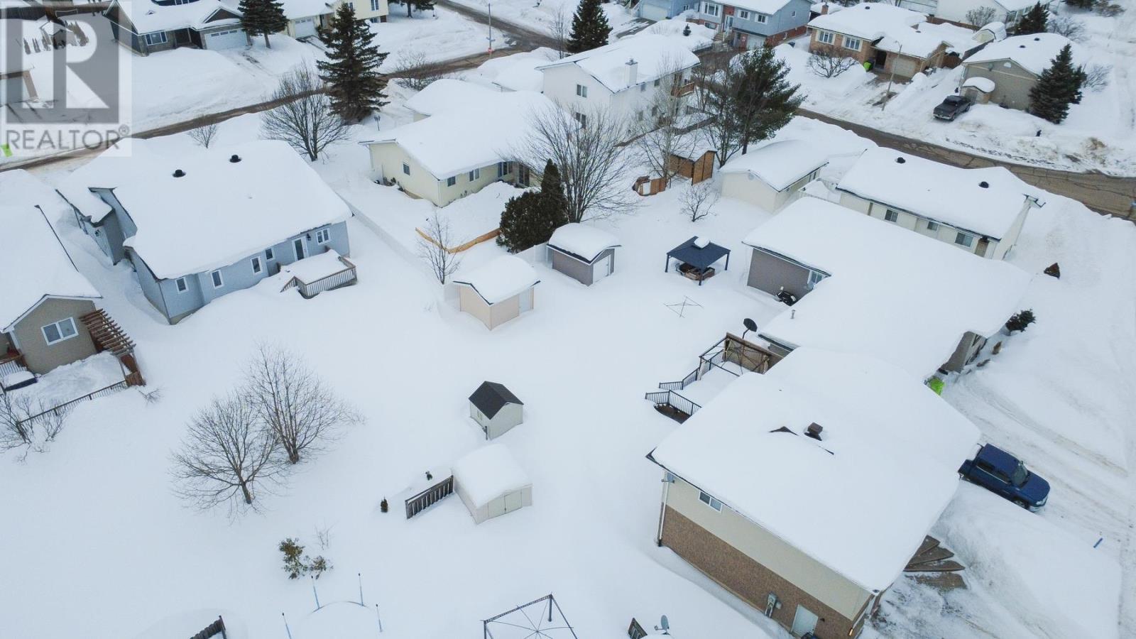 967 Lake ST, Sault Ste. Marie, Ontario, P6B6C9 — Photo 6