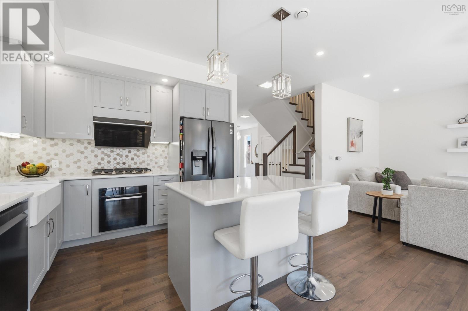 Property 19 of 45 of 63 Elizabeth Doane Drive