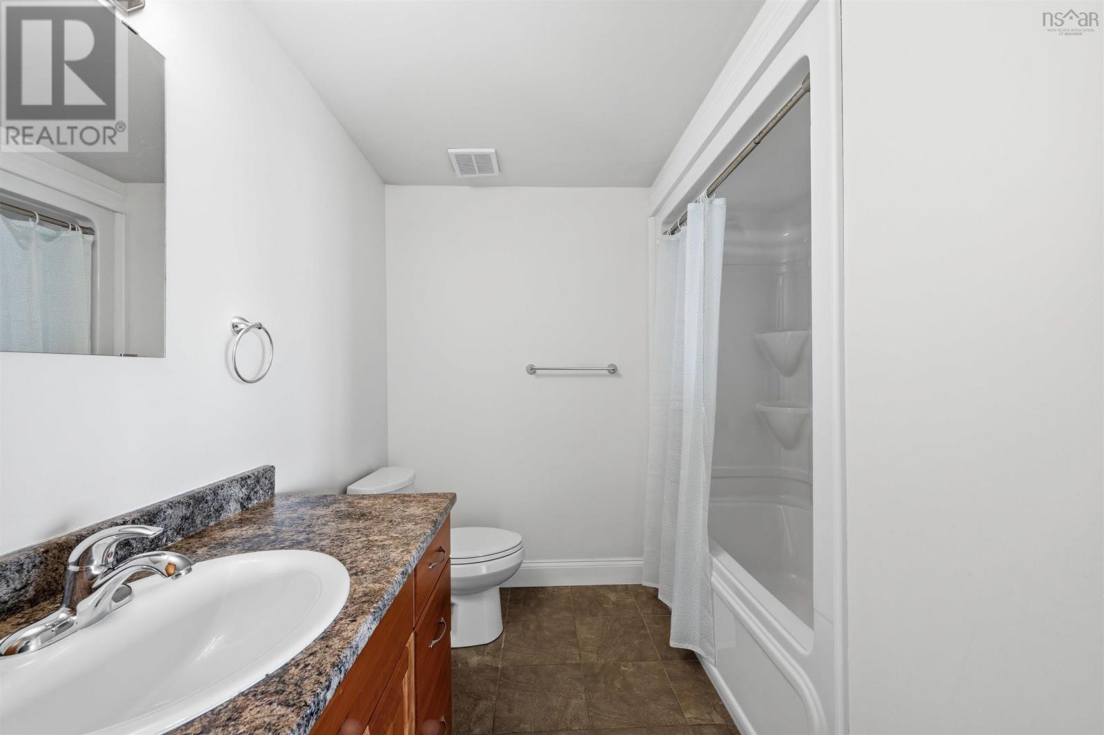 Property 21 of 30 of 612 60 Walter Havill Drive