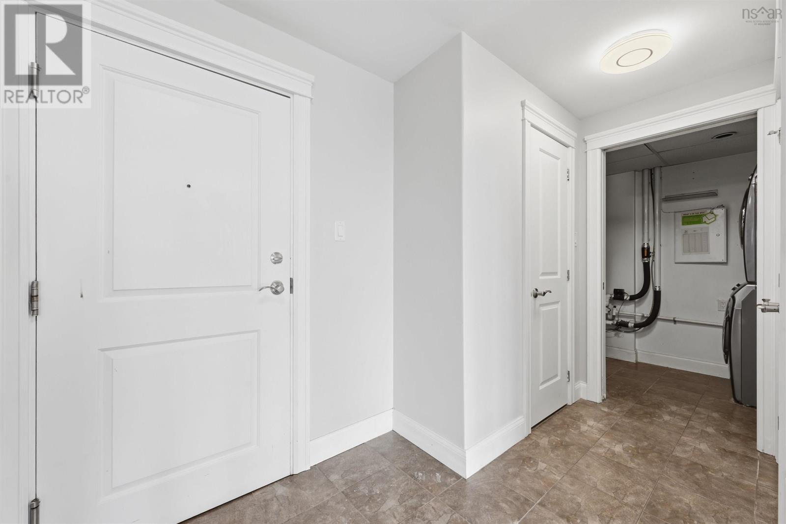 Property 6 of 30 of 612 60 Walter Havill Drive