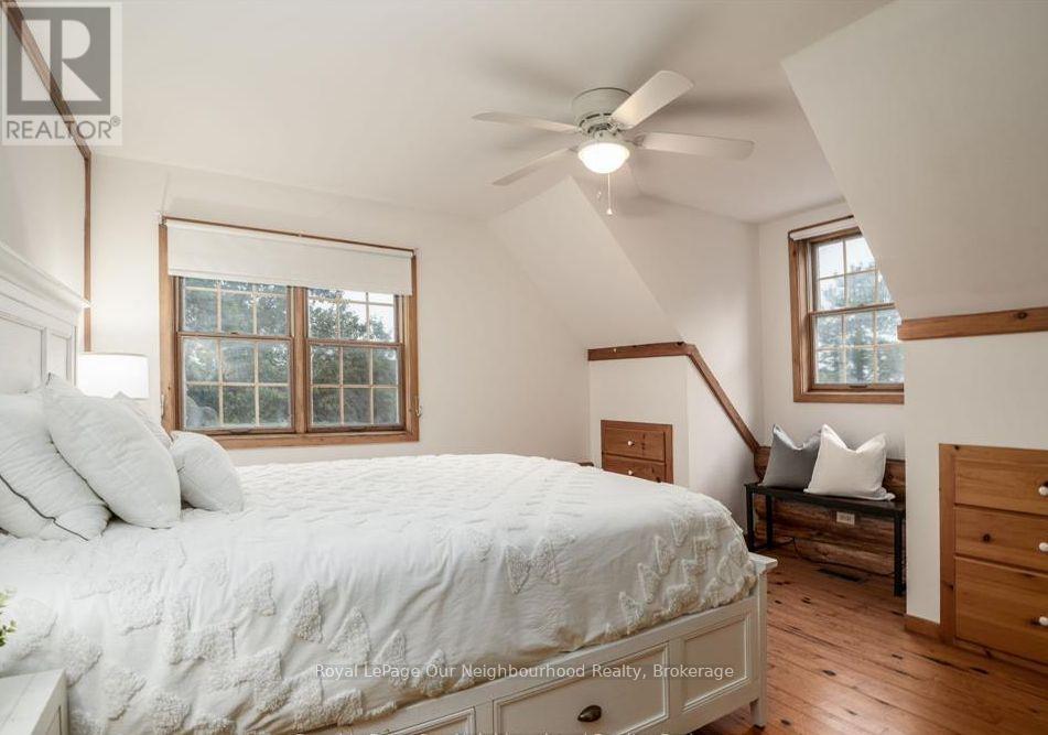 3741 LAKESHORE ROAD E - 16