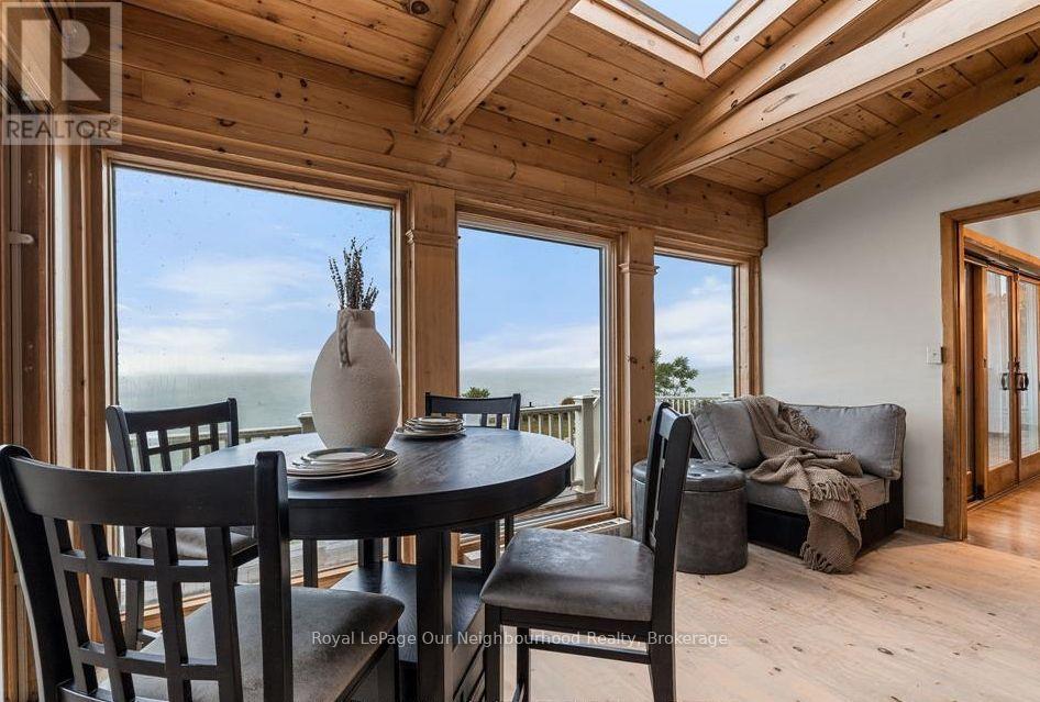 3741 LAKESHORE ROAD E - 2