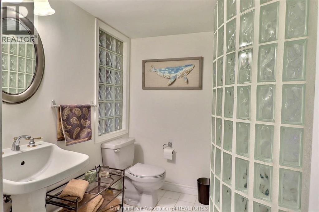932 GRAND AVENUE West — photo 48