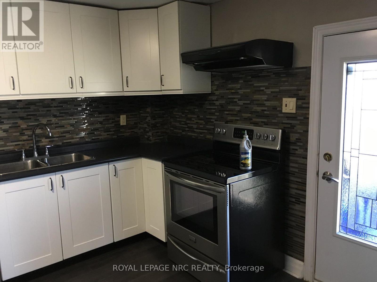 Unit 1 kitchen
