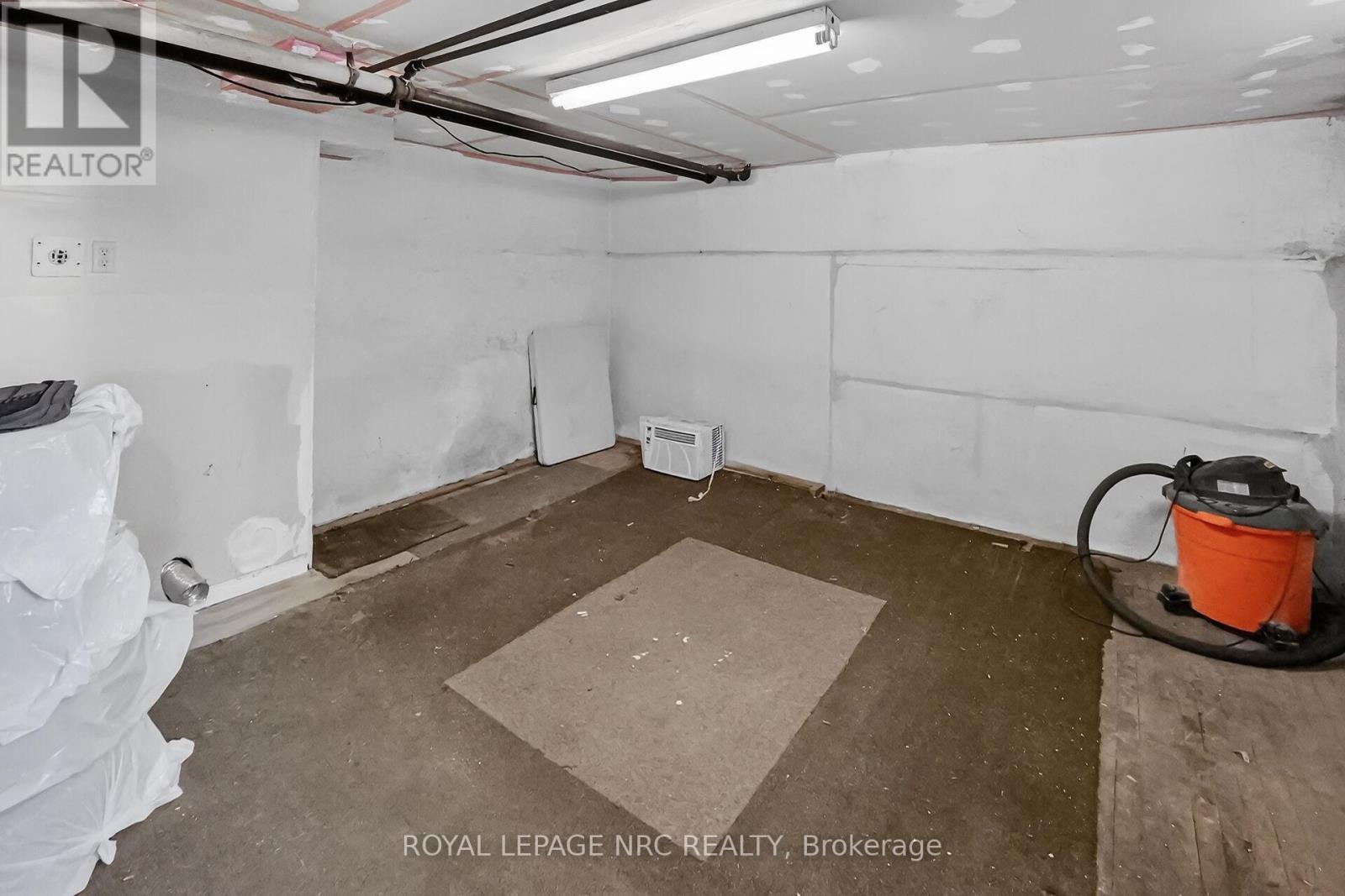 basement 1 ample storage space