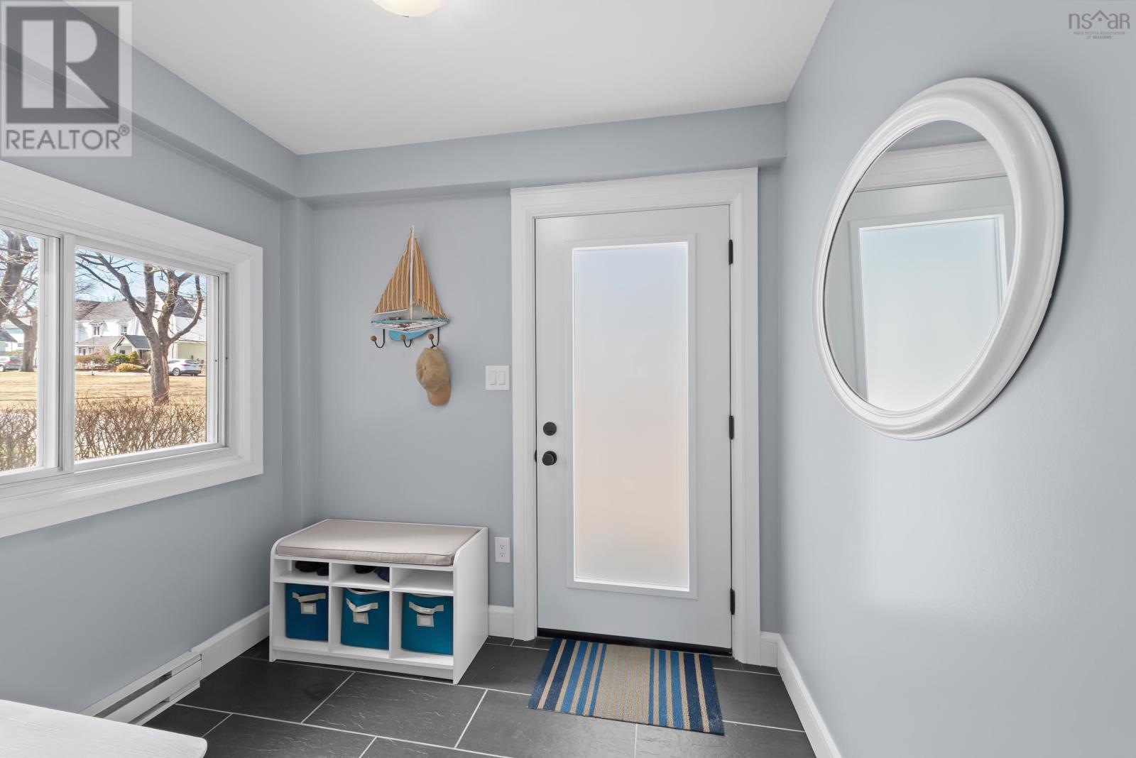 5520 Cabot Place — photo 3