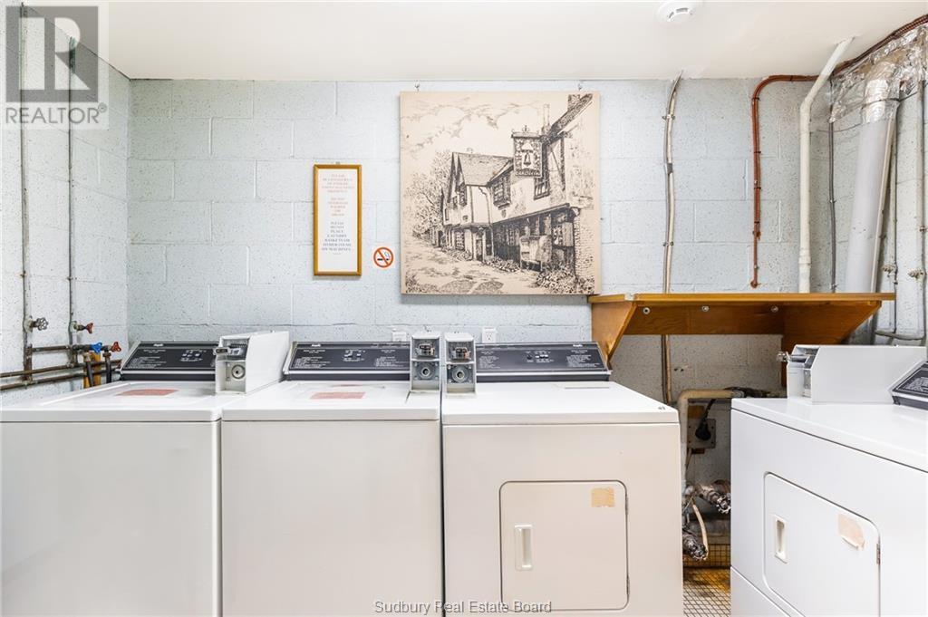 1590 Kelly Lake Road - 60