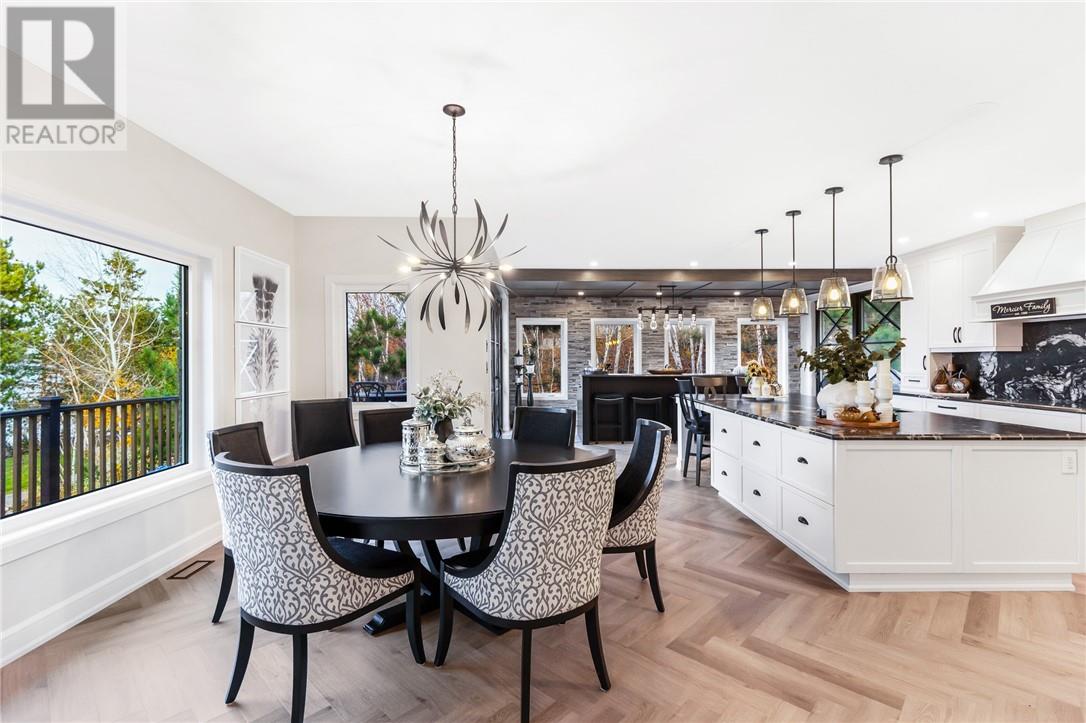 20 Breezehill Road - 25