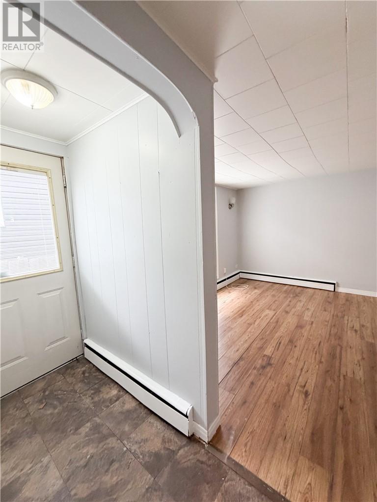 381 BESSIE AVENUE - 8