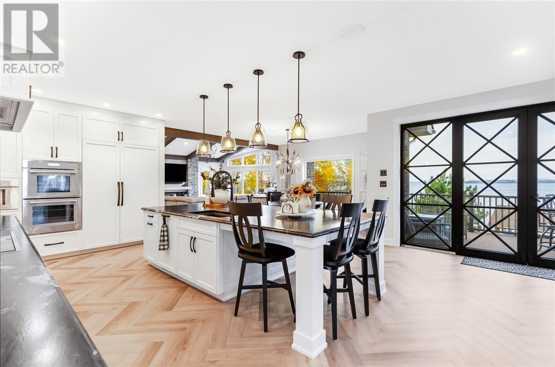 20 Breezehill Road - 32