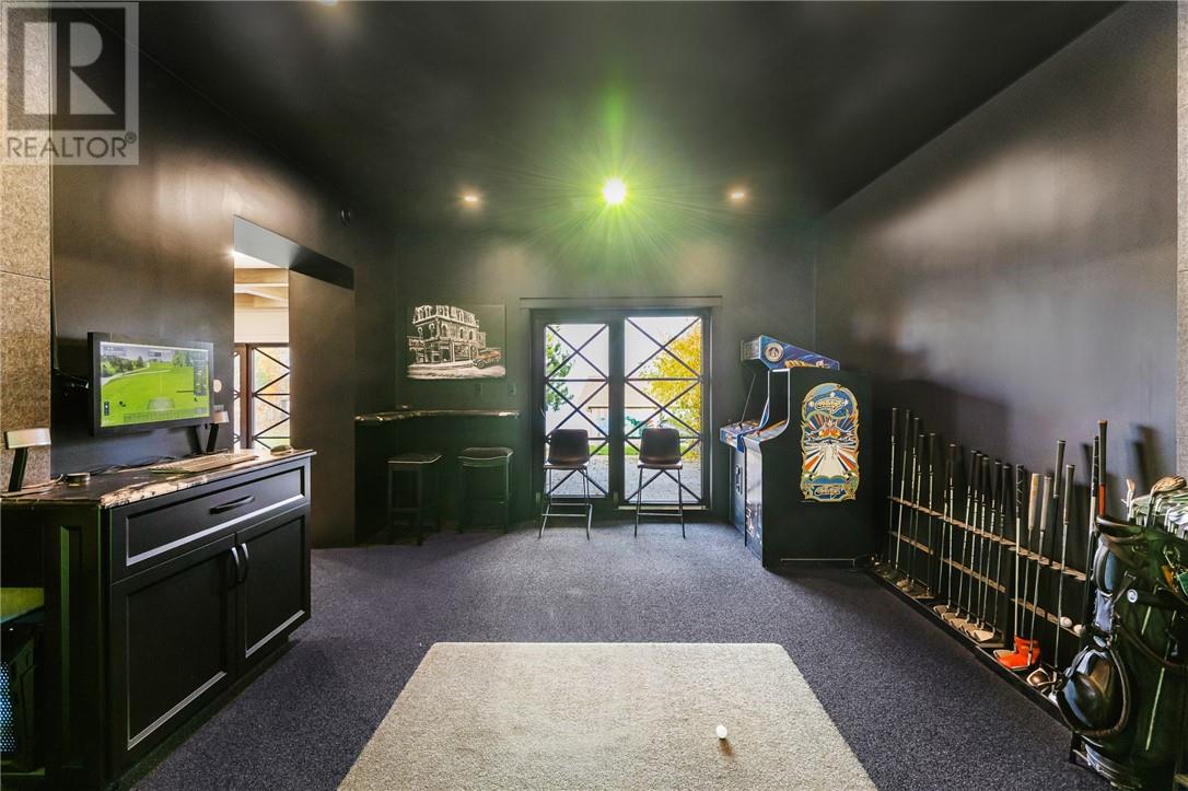 20 Breezehill Road - 57