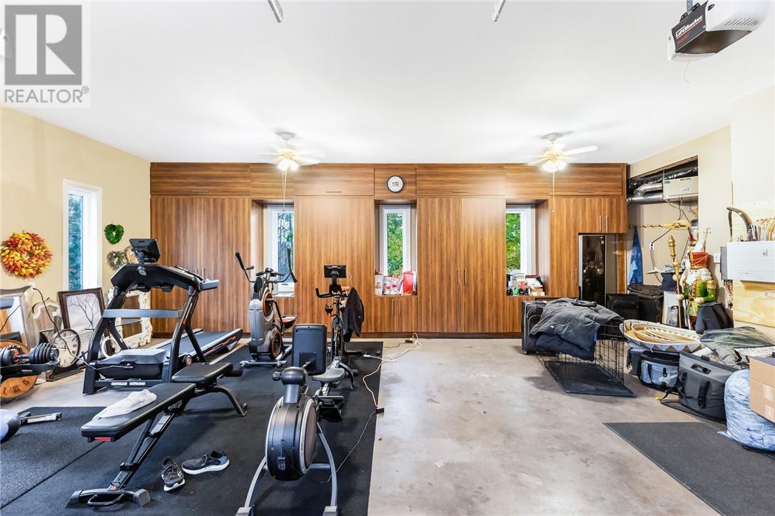 20 Breezehill Road - 67