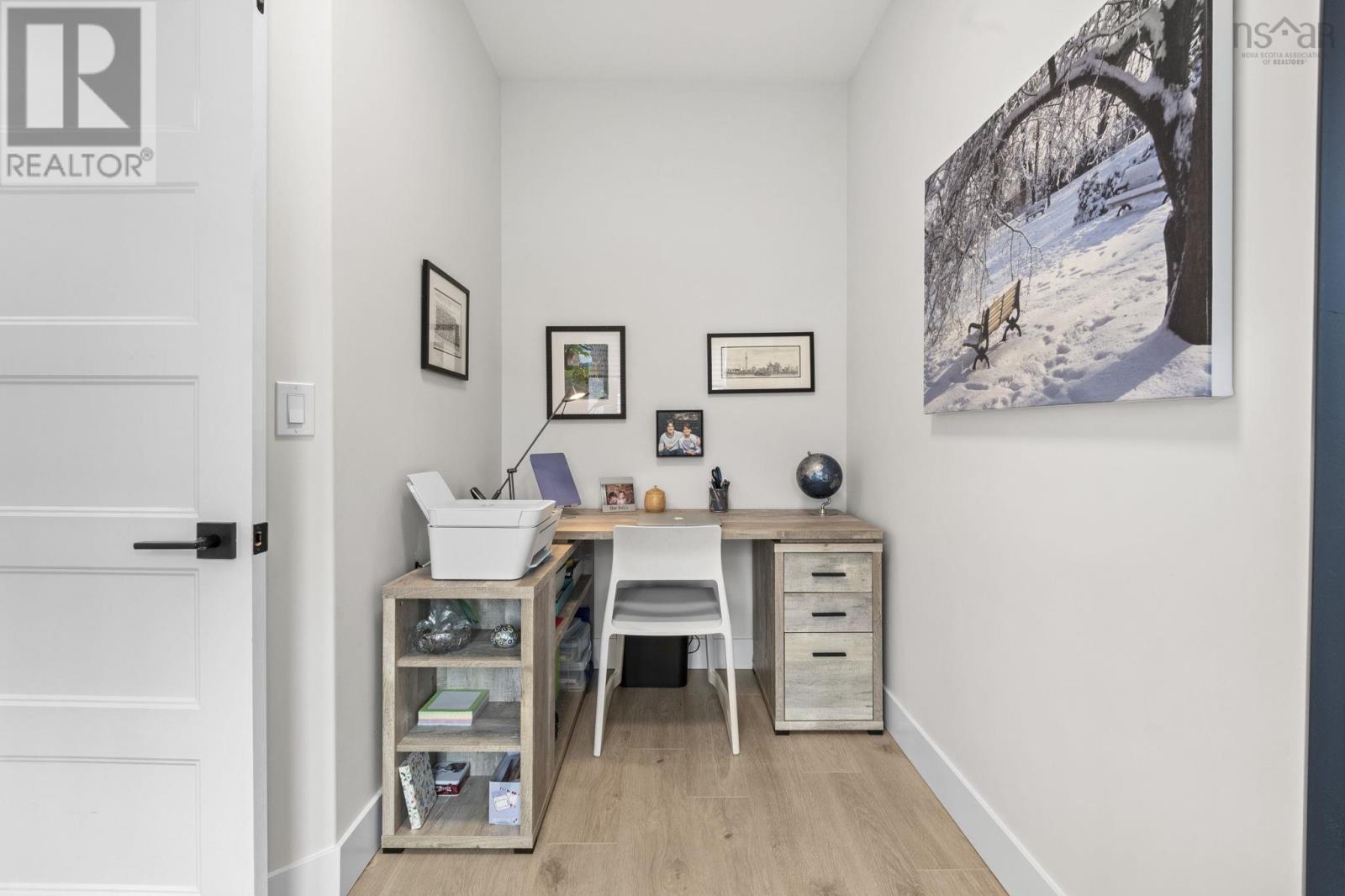 Property 22 of 50 of 23 Merlot Court