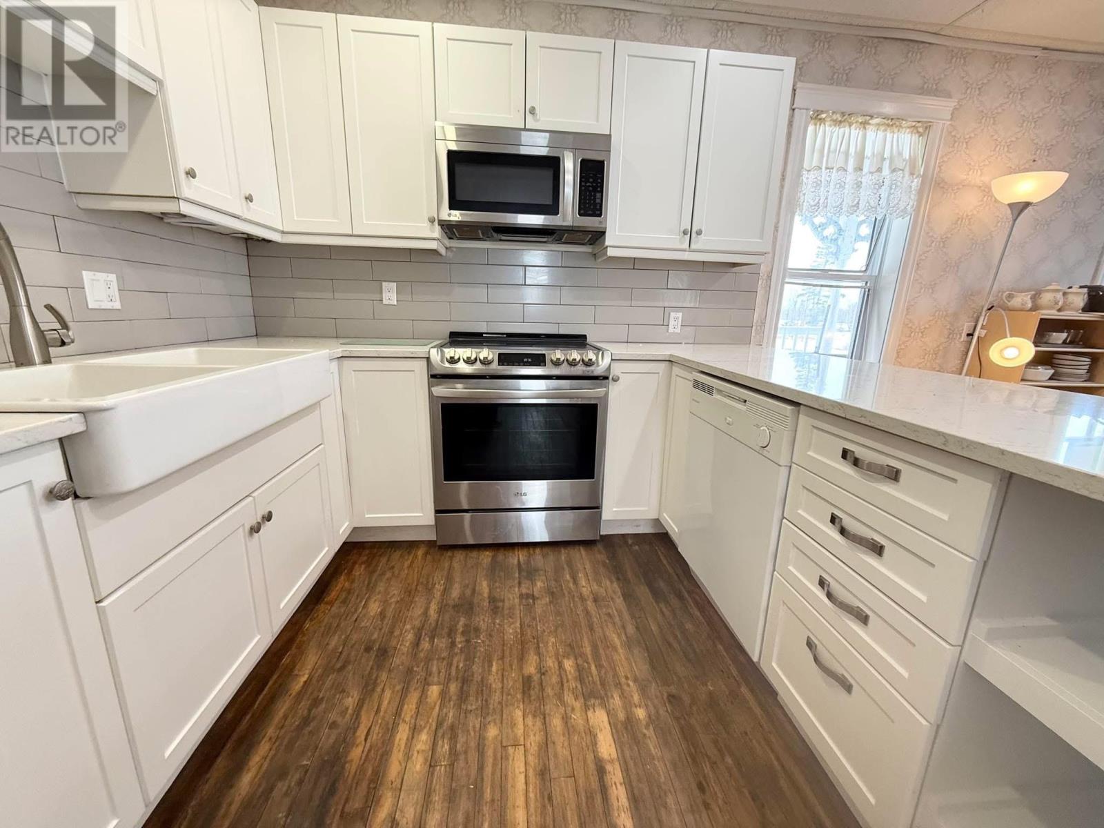 6653 Route 12 — photo 10