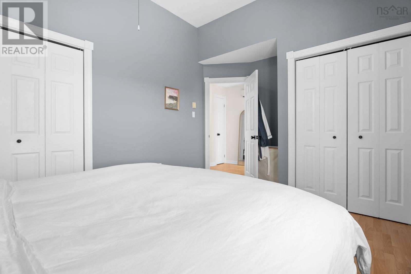 Property 19 of 41 of 195 Greenwood Avenue