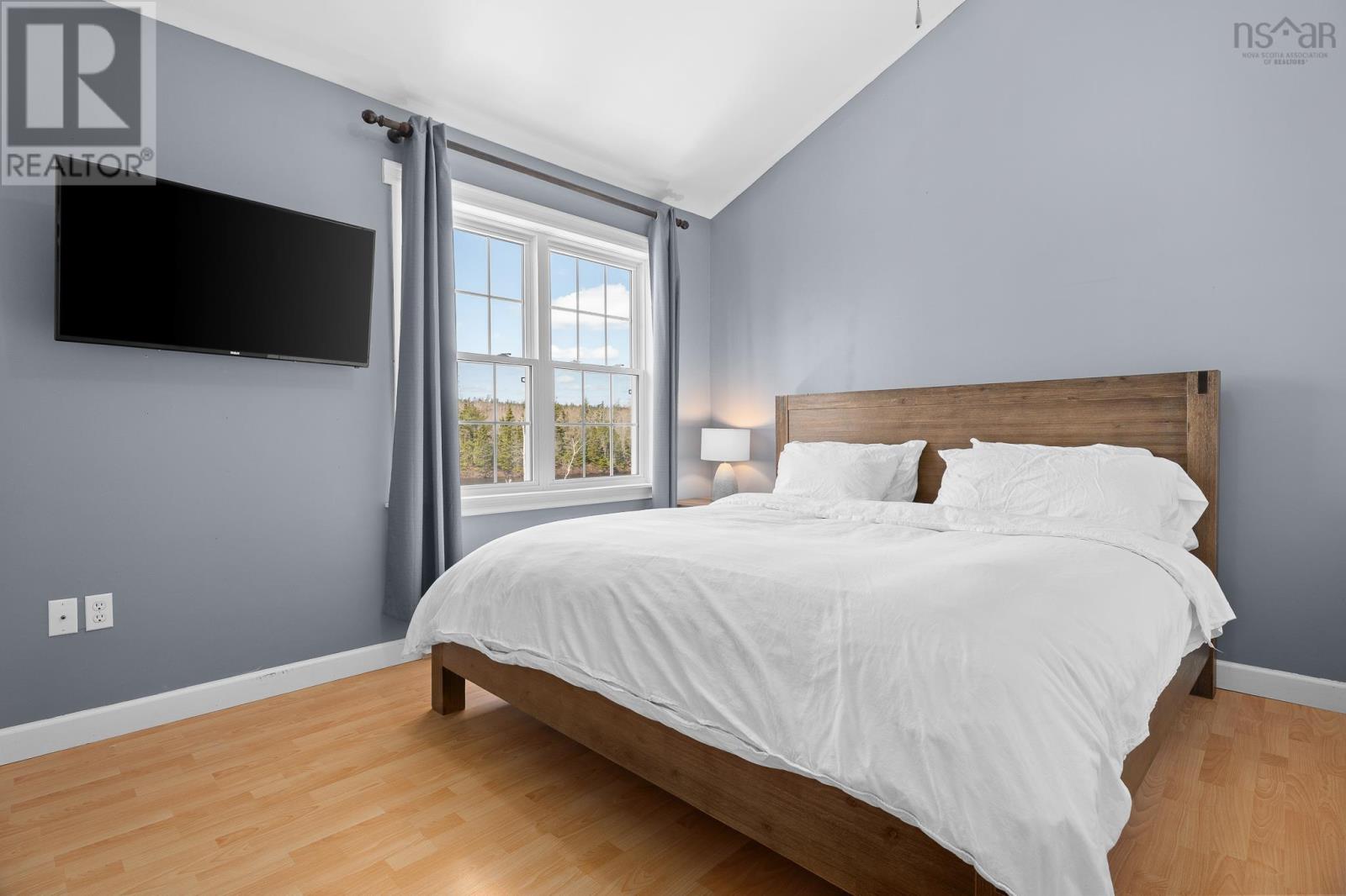 Property 17 of 41 of 195 Greenwood Avenue