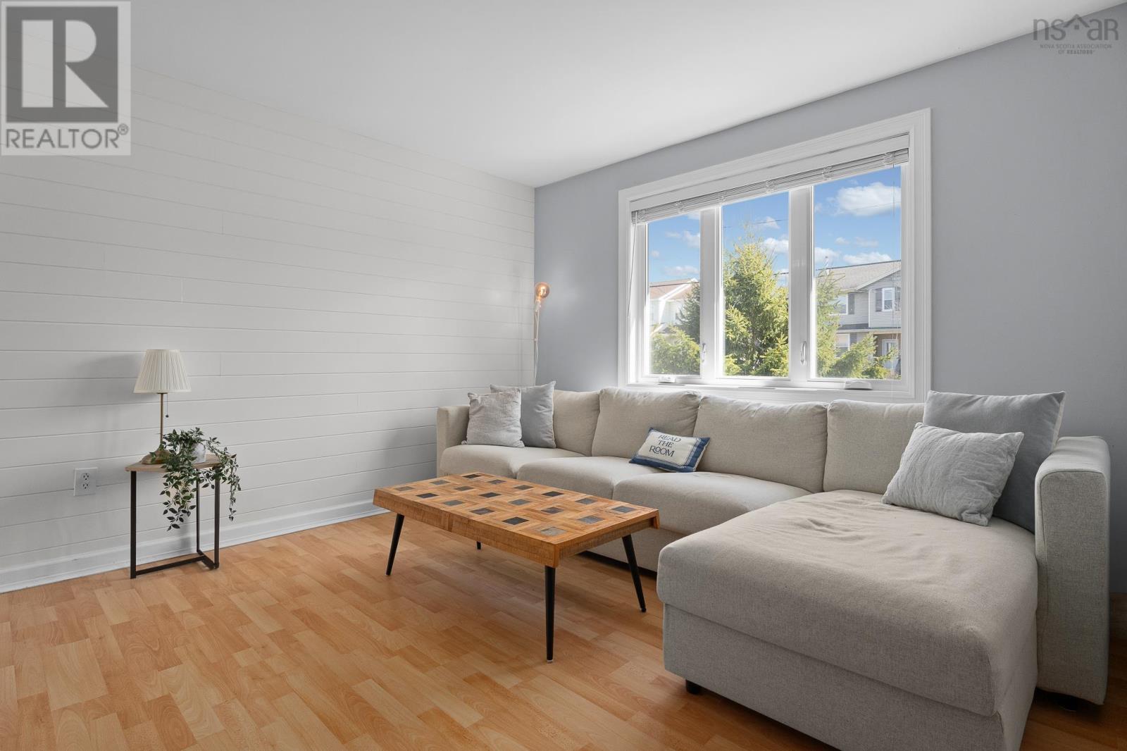 Property 3 of 41 of 195 Greenwood Avenue