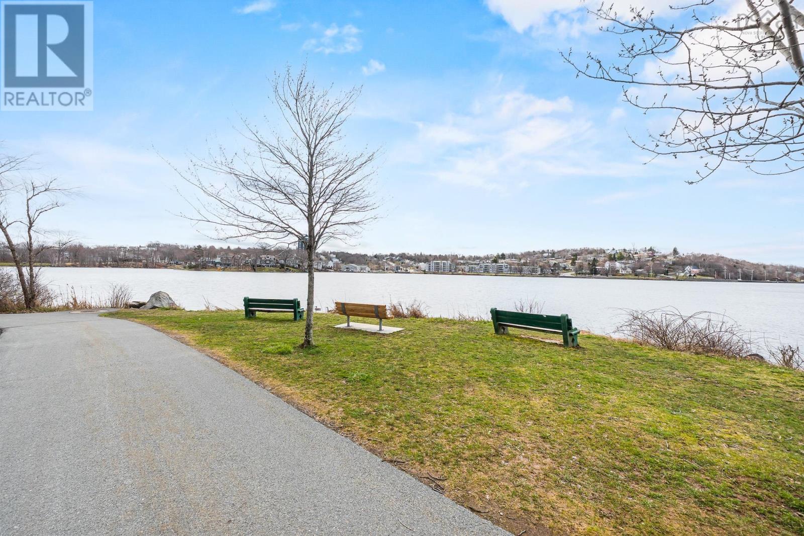 Property 33 of 34 of 304 26 Brookdale Crescent