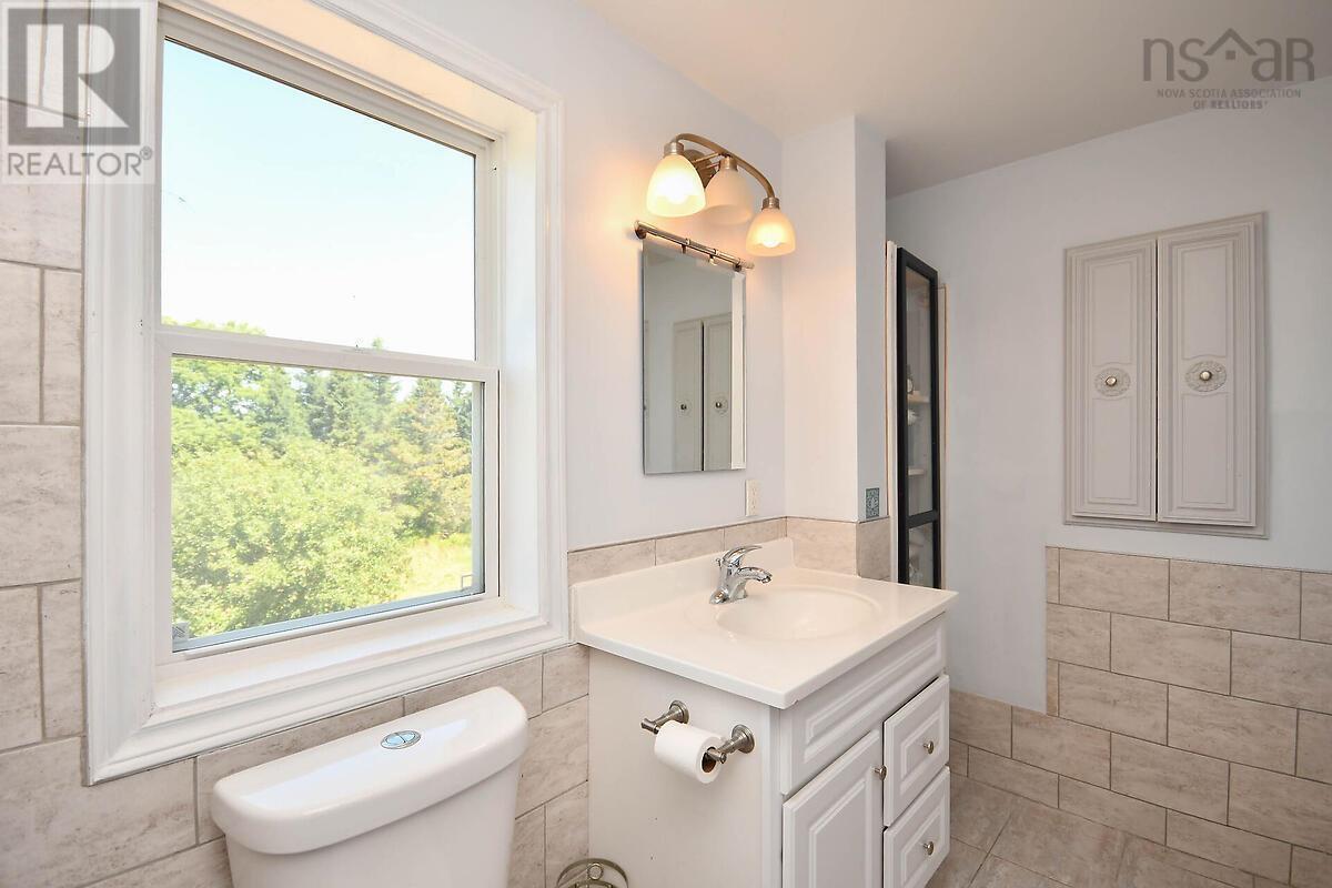 Property 20 of 50 of 4677 Highway 215