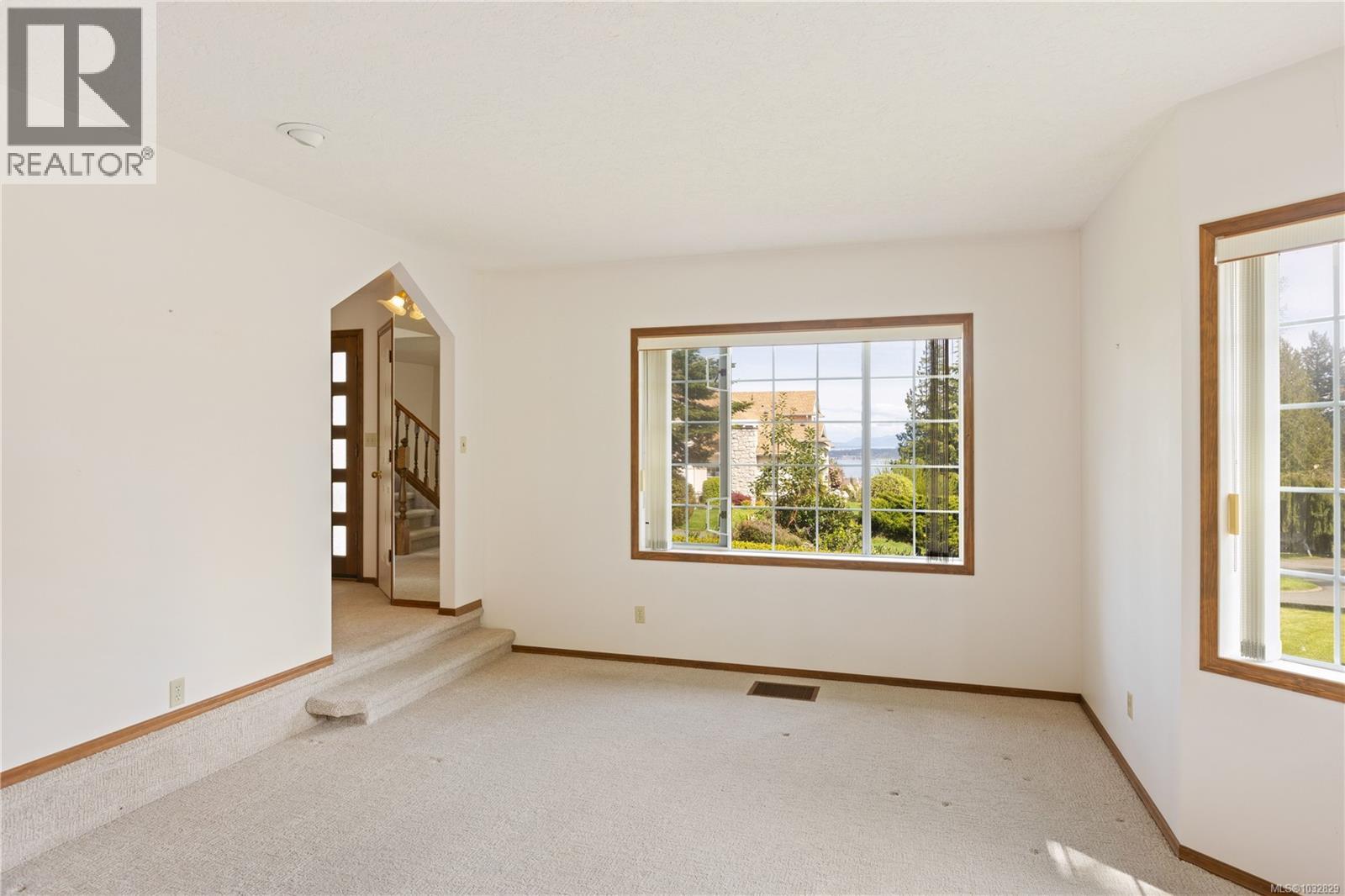  1753 Mayneview Terrace, North Saanich