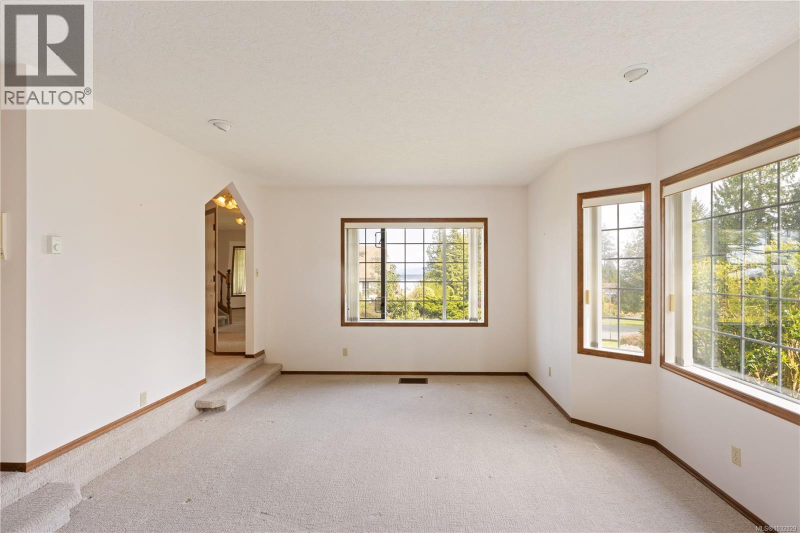  1753 Mayneview Terrace, North Saanich