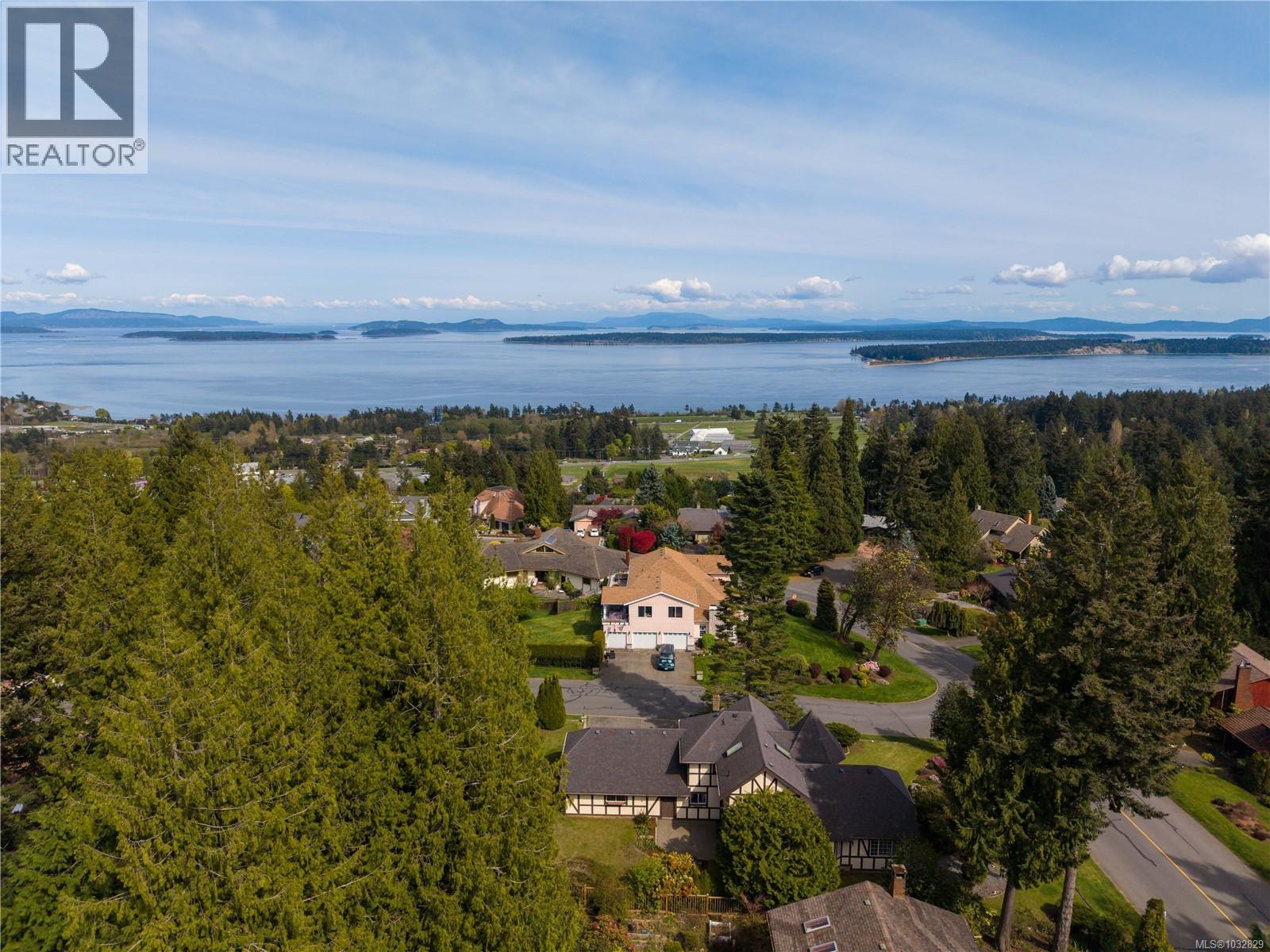  1753 Mayneview Terrace, North Saanich