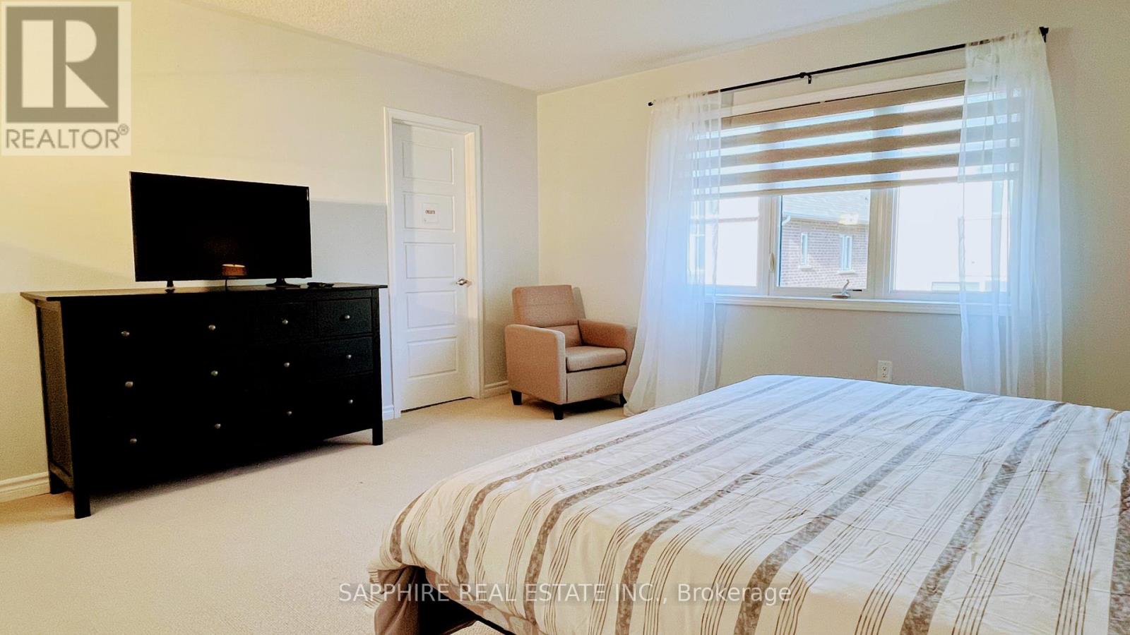 325 TRUDEAU DRIVE E - 19