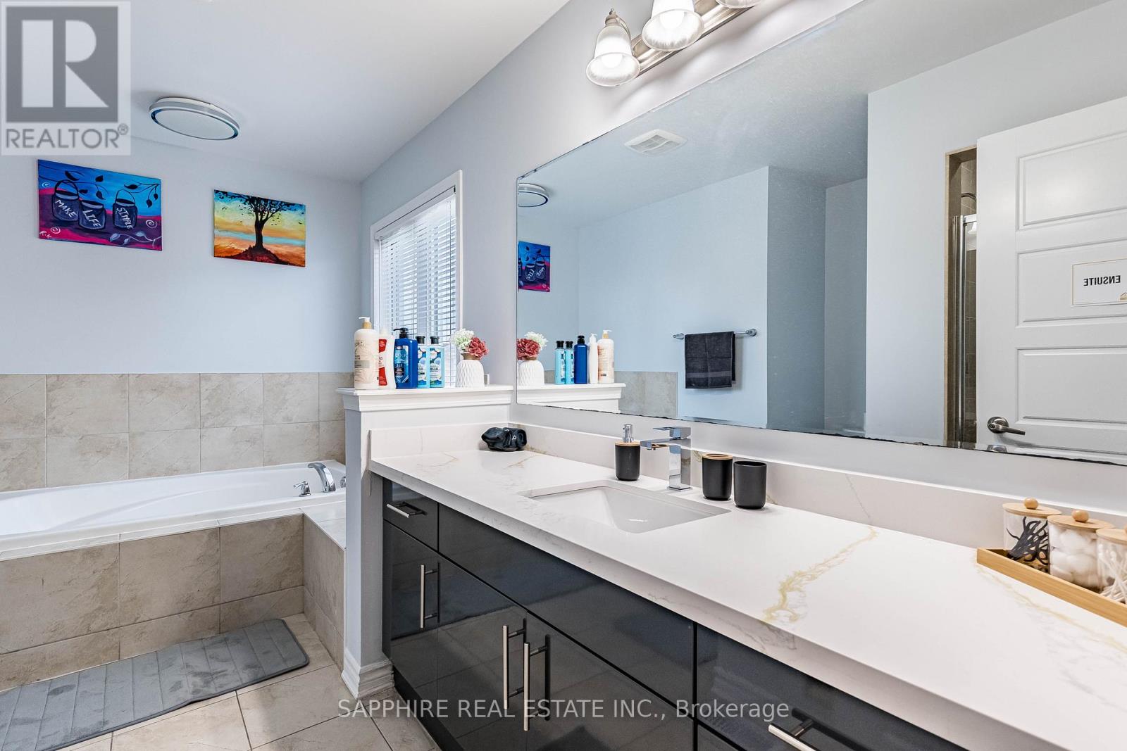 325 TRUDEAU DRIVE E - 21
