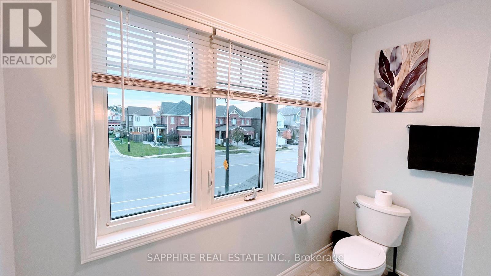 325 TRUDEAU DRIVE E - 29