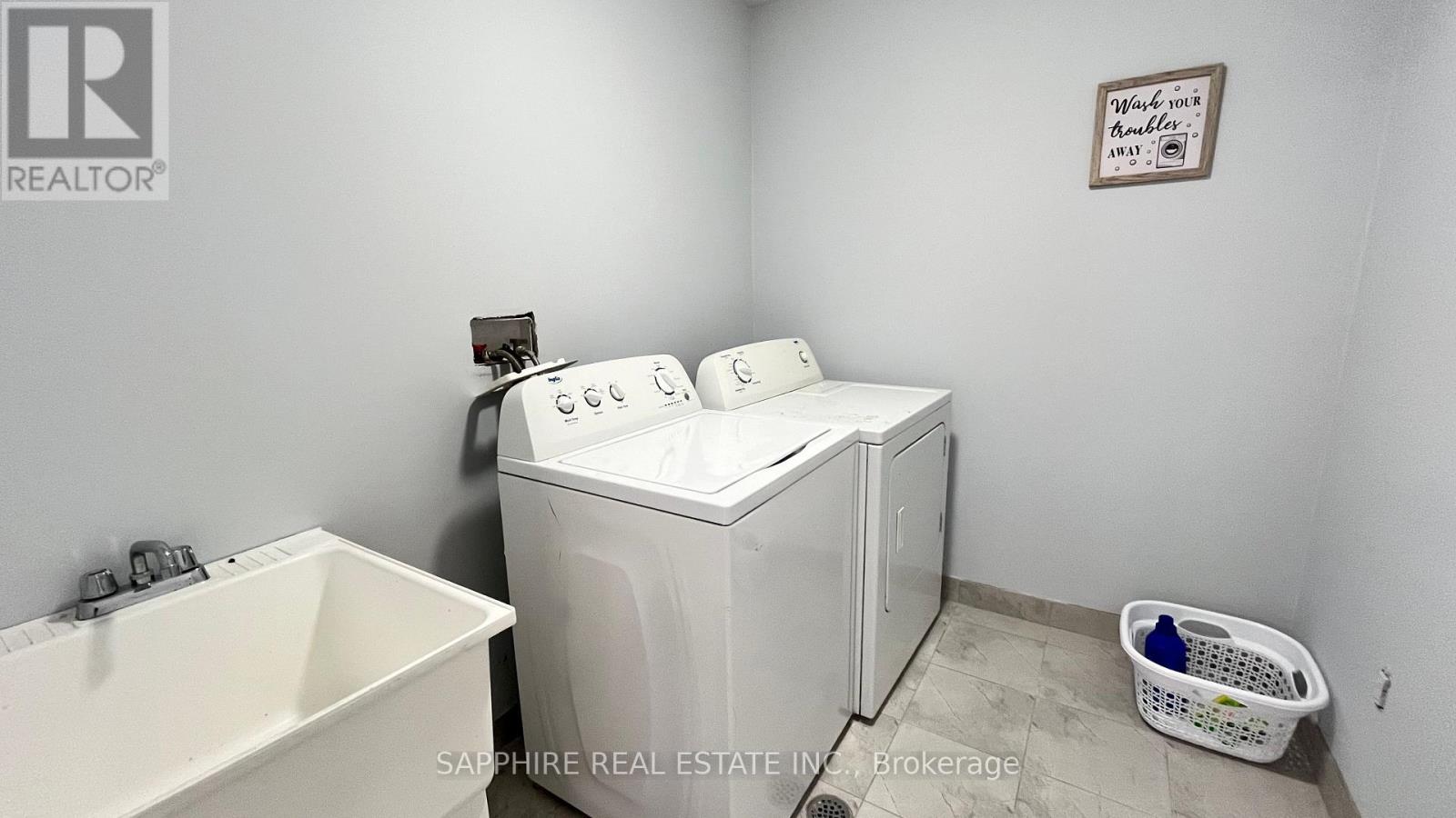 325 TRUDEAU DRIVE E - 31