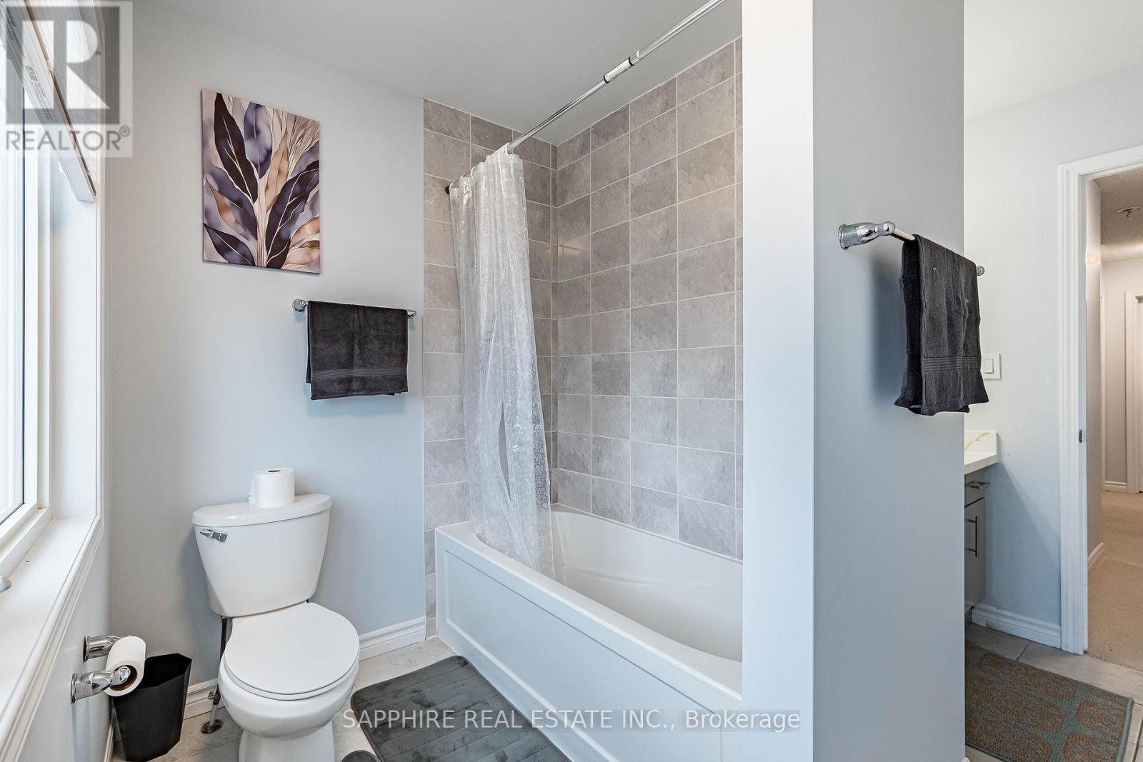 325 TRUDEAU DRIVE E - 28