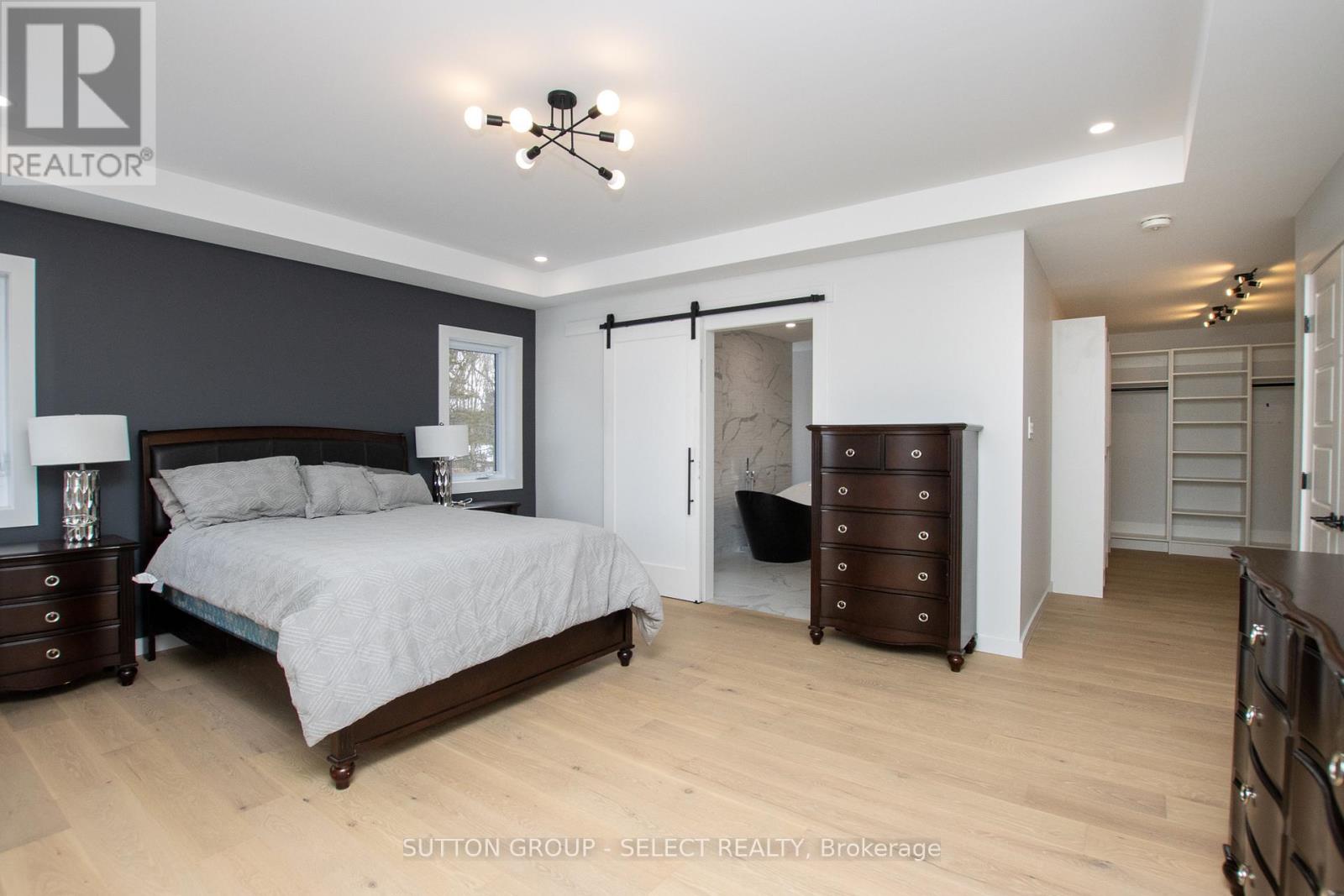 115 OPTIMIST DRIVE - 22