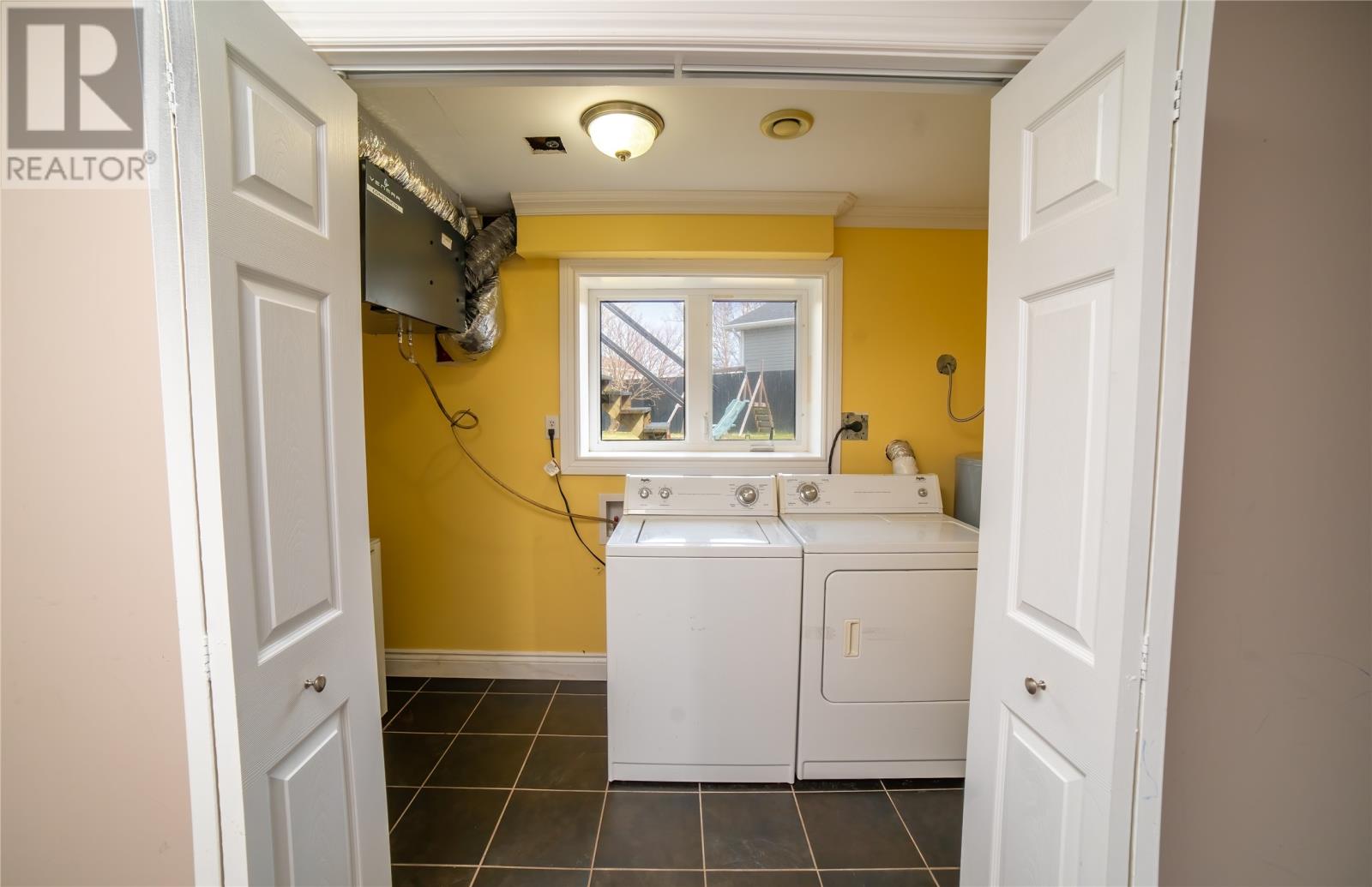 39 JOSHWILL CRESCENT - 17