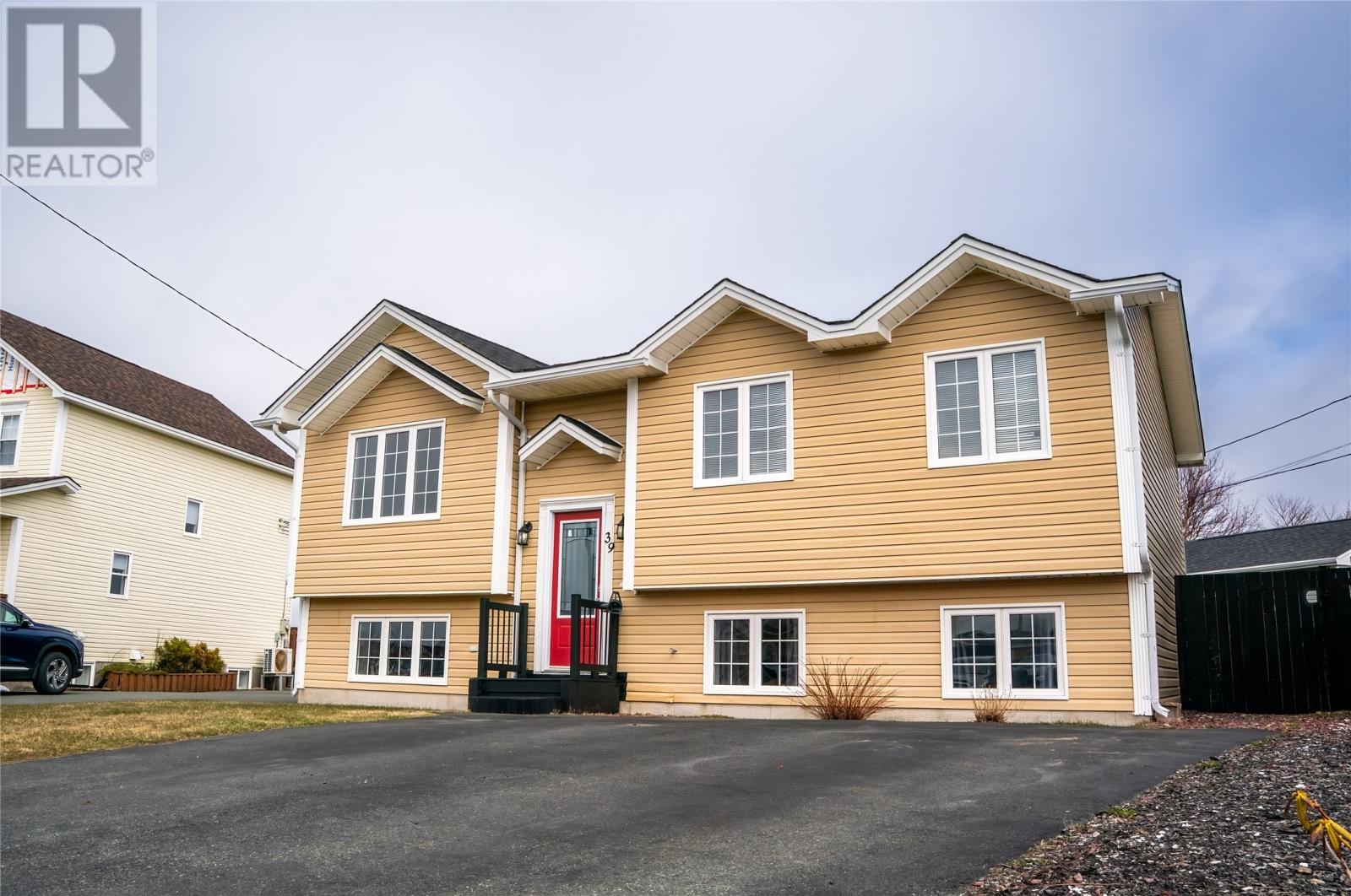 39 JOSHWILL CRESCENT - 35