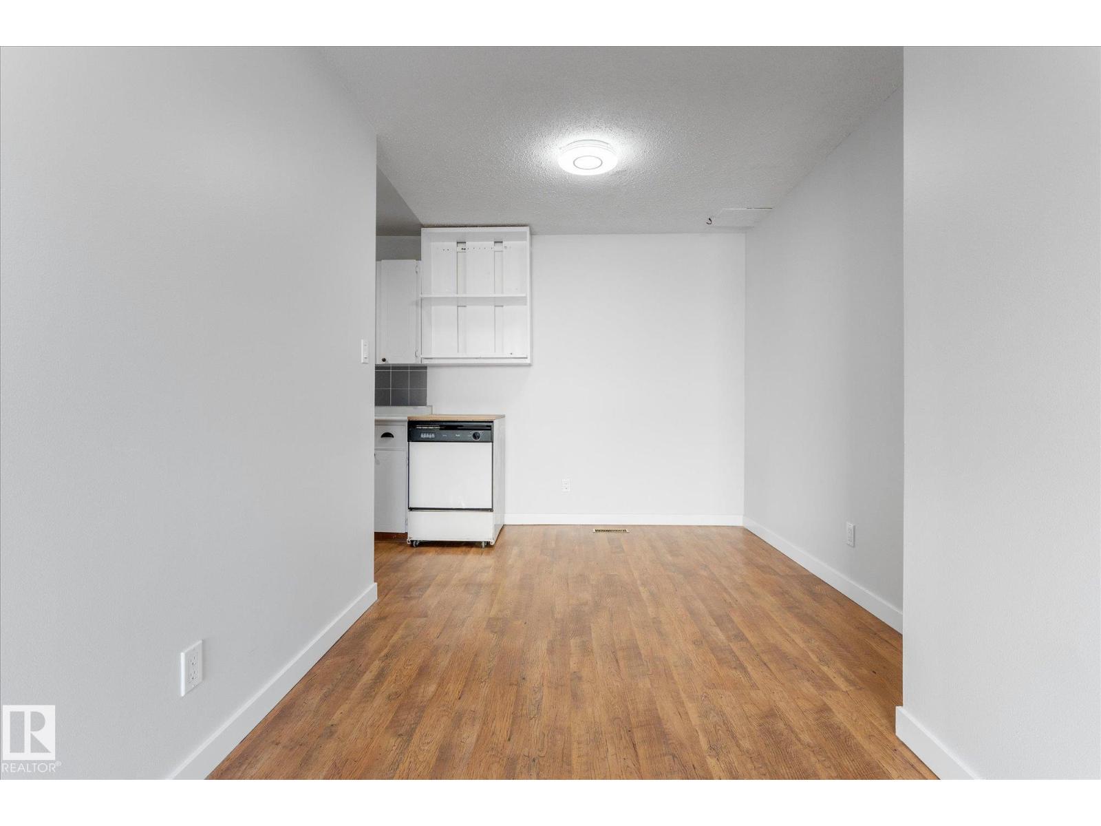 20 ATHABASCA AC, Devon