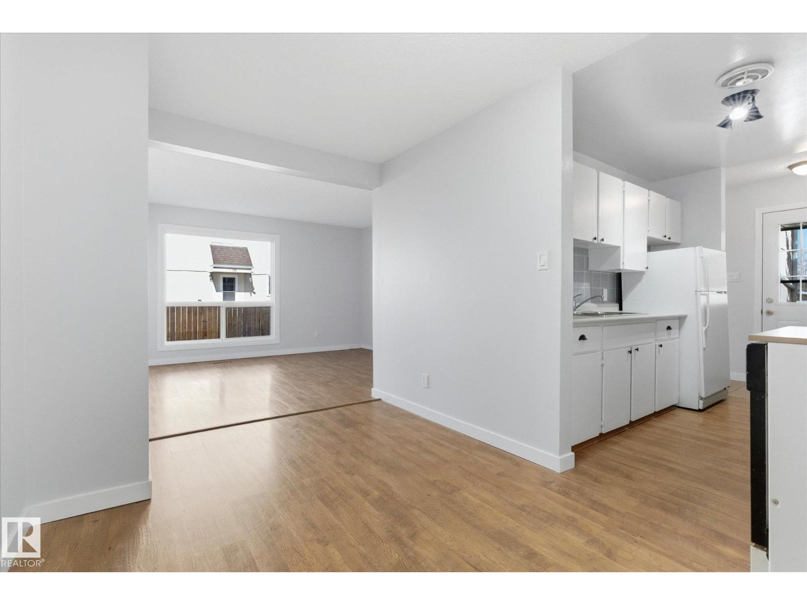 20 ATHABASCA AC, Devon