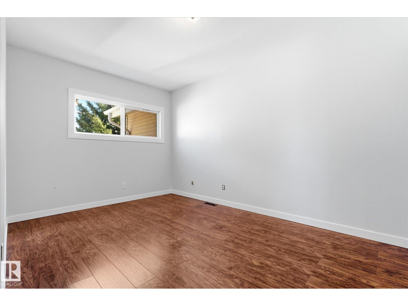 20 ATHABASCA AC, Devon