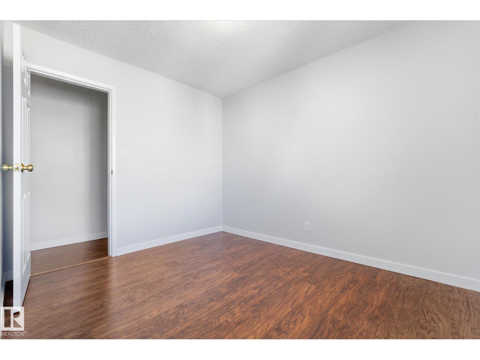 20 ATHABASCA AC, Devon