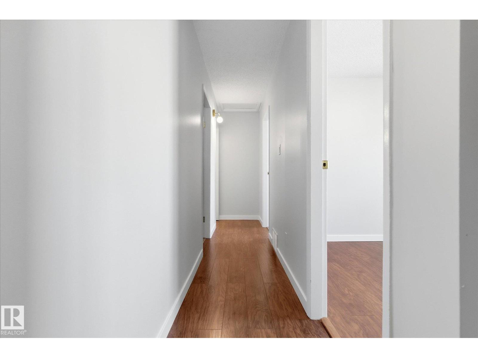 20 ATHABASCA AC, Devon