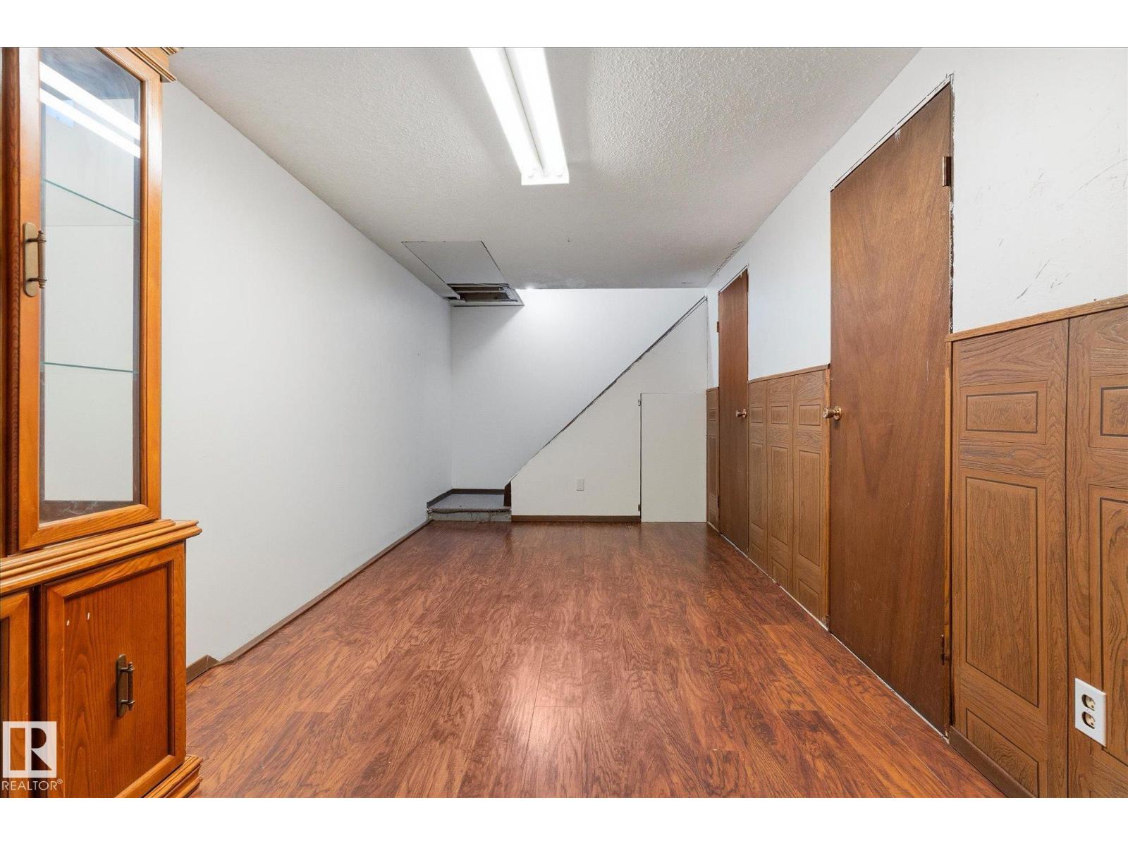 20 ATHABASCA AC, Devon