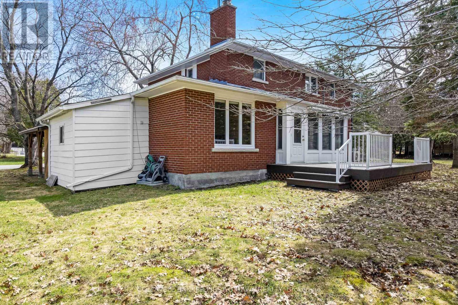 Sunroom door to deck for BBQ gatherings