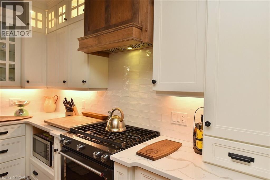 26 CORBETT Avenue - 17