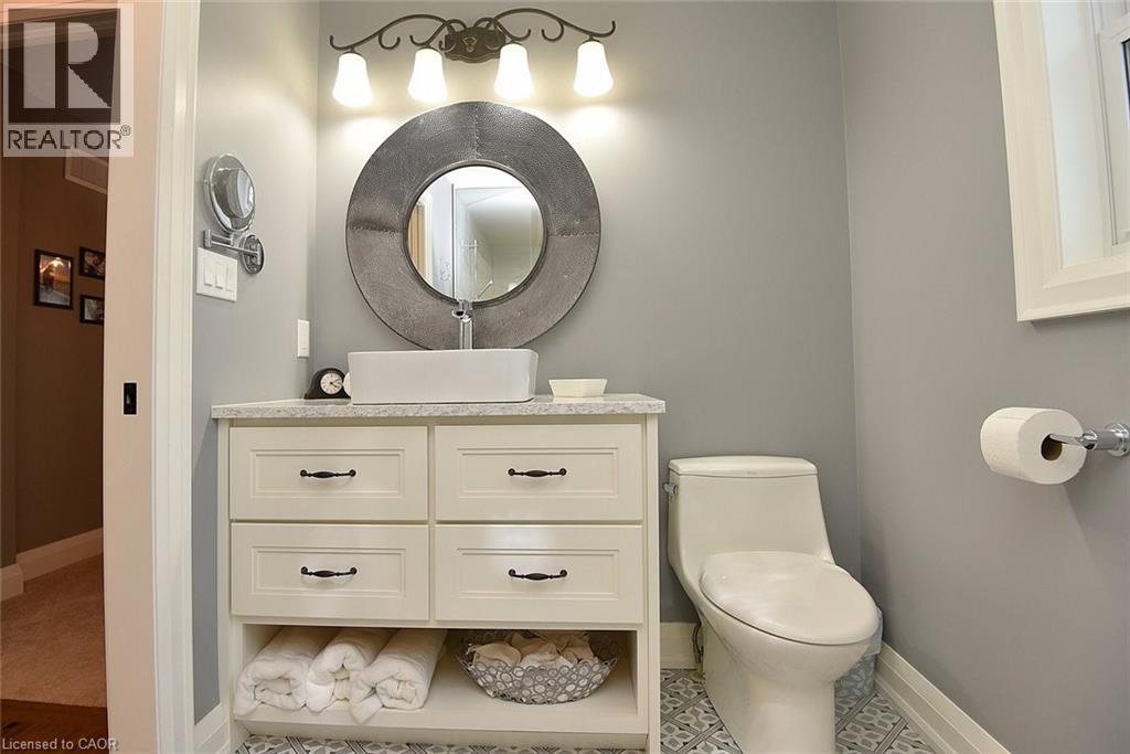 26 CORBETT Avenue, St. Catharines, Ontario, L2N5M7 — Photo 35