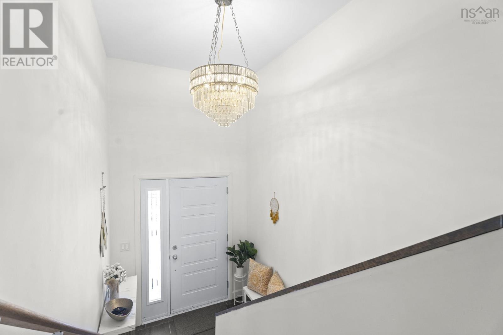 Property 3 of 51 of 105 Birchview Crescent