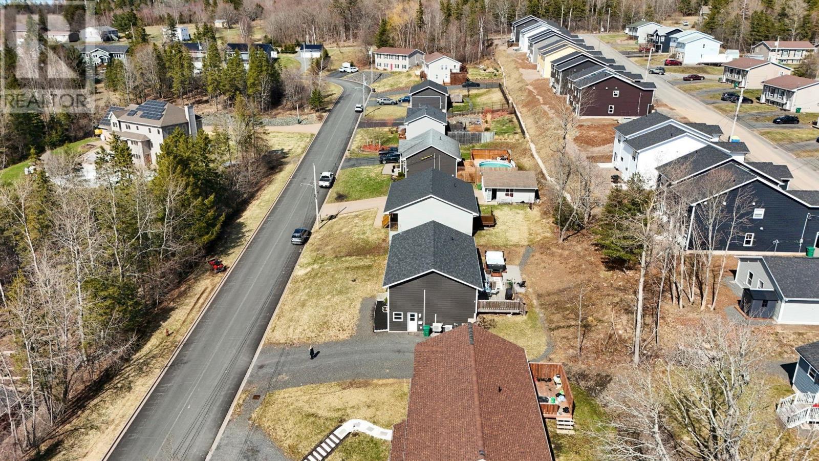 Property 49 of 51 of 105 Birchview Crescent