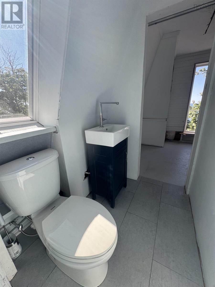 Property 17 of 31 of 111 St Mary's Lane