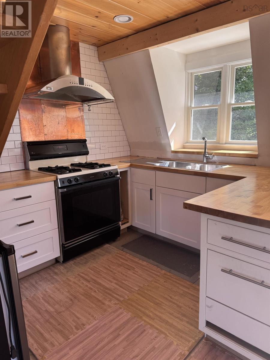 Property 9 of 31 of 111 St Mary's Lane