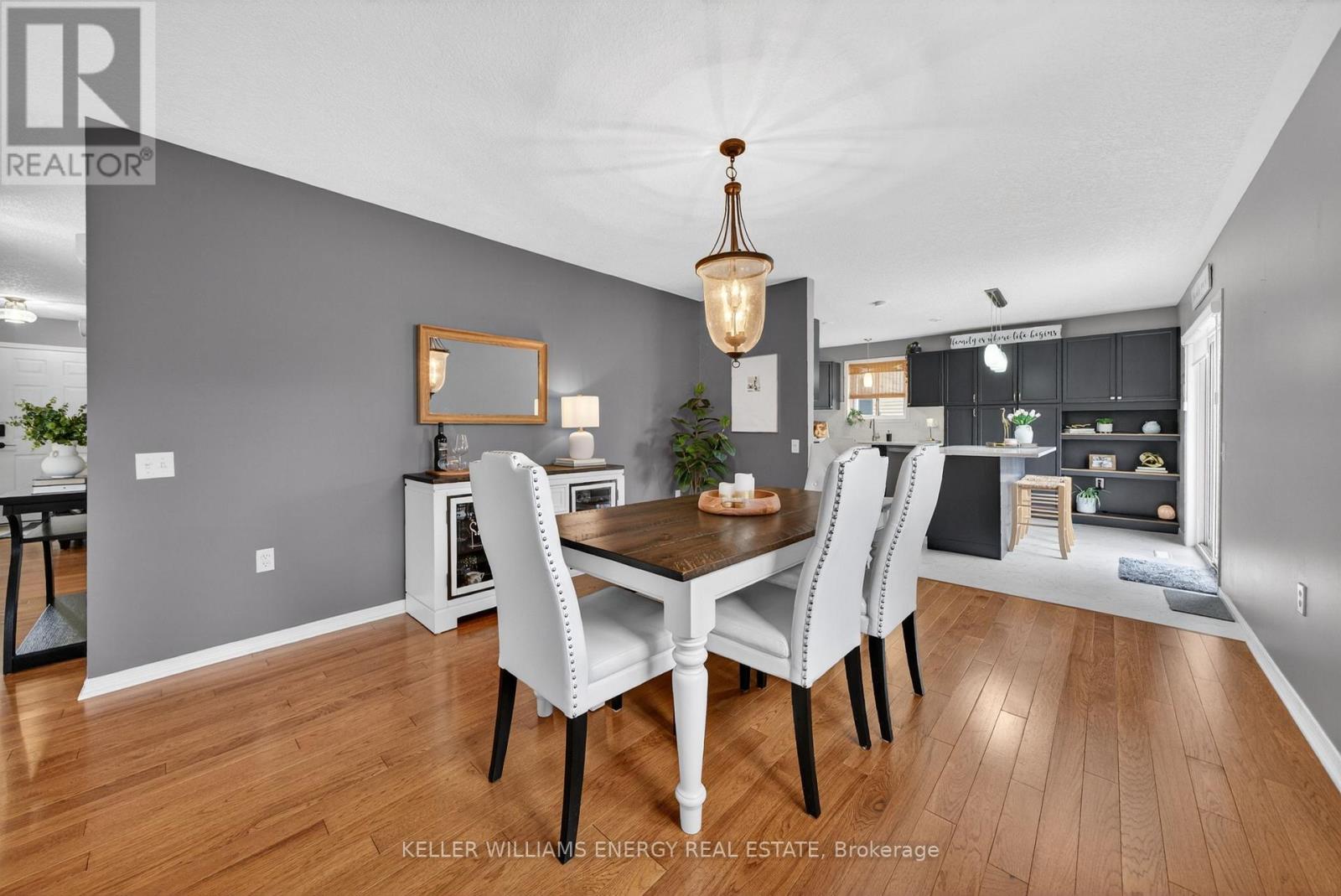 35 CRETNEY DRIVE - 3