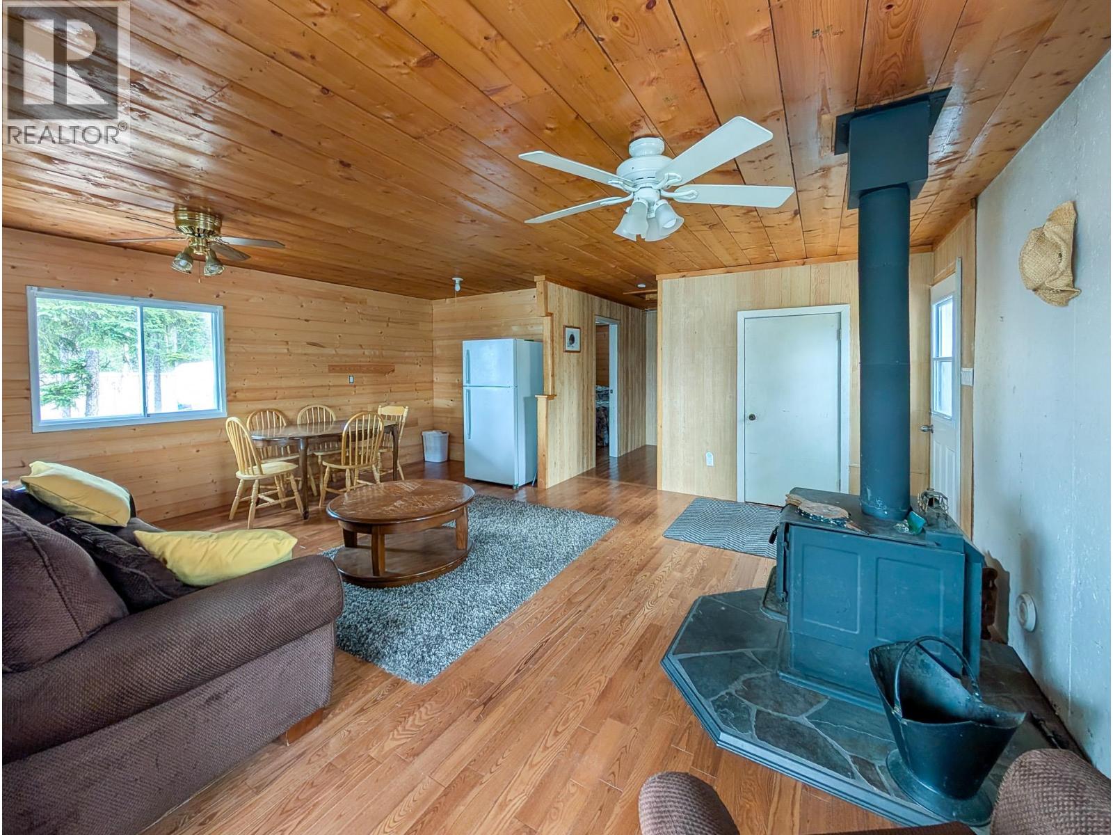 52470 LLOYD DRIVE - 34